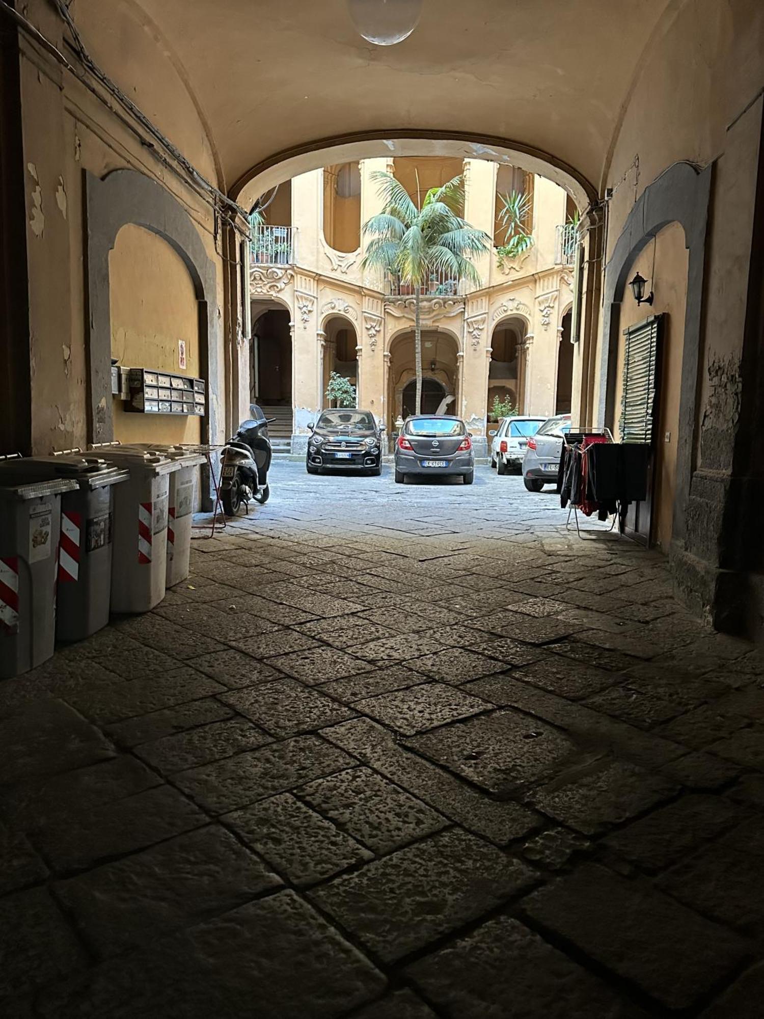 Napoli Guest House Extérieur photo